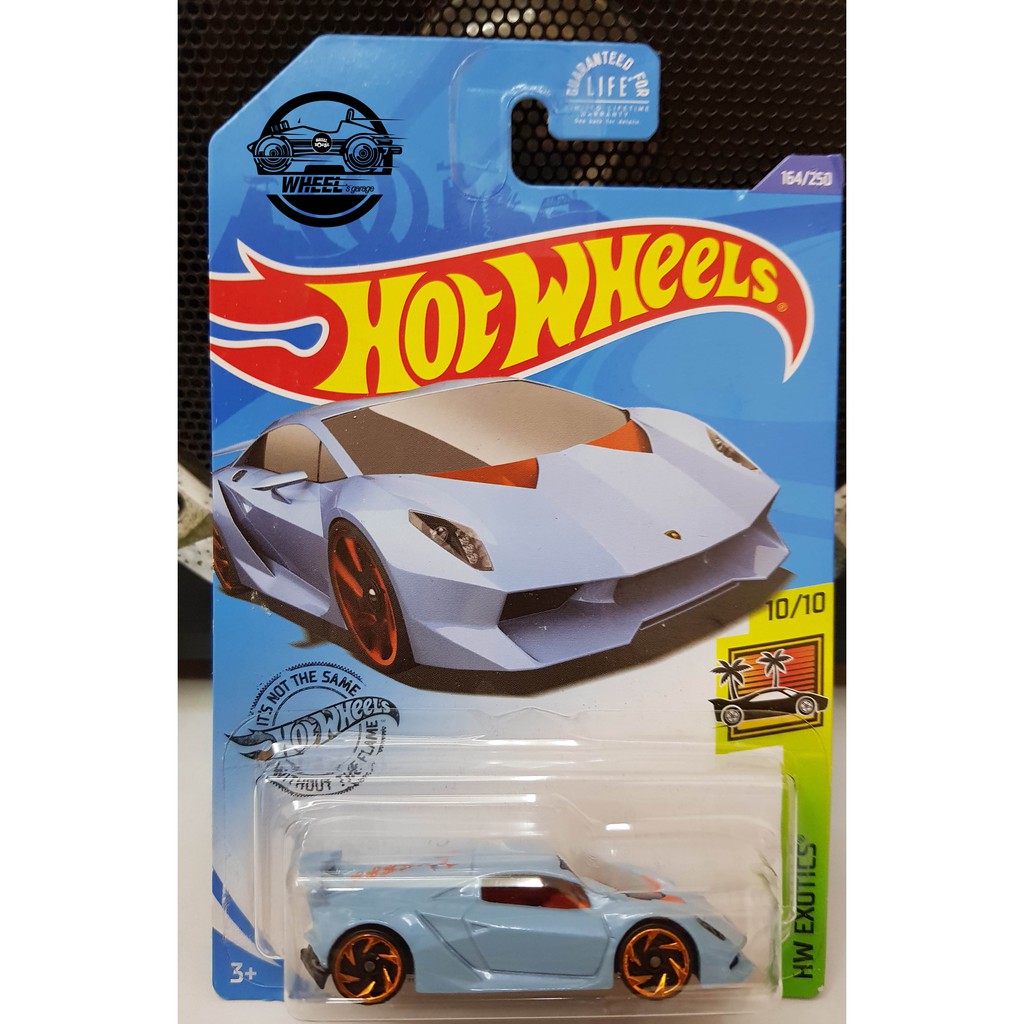 Xe mô hình đồ chơi Hotwheels cơ bản 1:64 - Lamborghini Sesto Elementon