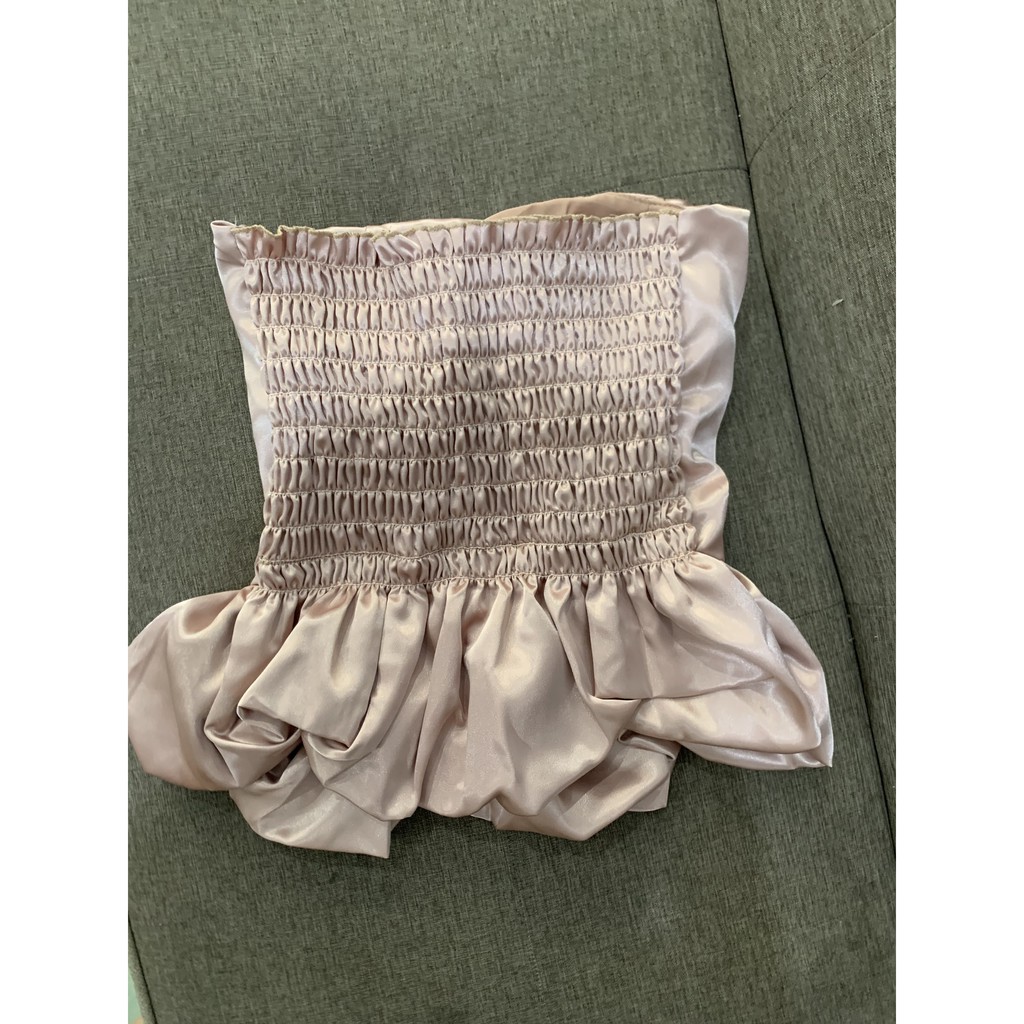 (HÌNH THẬT) Áo Satin Nhấn Eo Phồng Bí (NUDE)