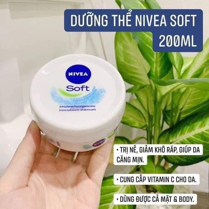 Kem dưỡng da Nivea Soft 200ml dưỡng ẩm chống nẻ chống khô mốc.