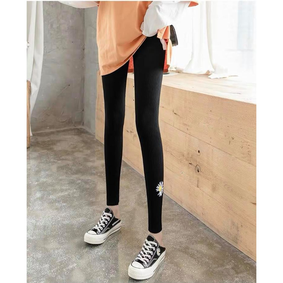 QUẦN LEGGING HOA CÚC