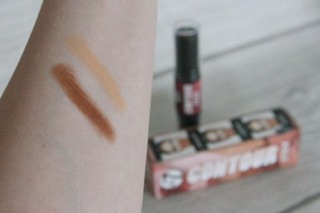 Tạo khối dạng thỏi W7 Contour Stick