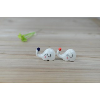 Gác cọ sứ - voi con