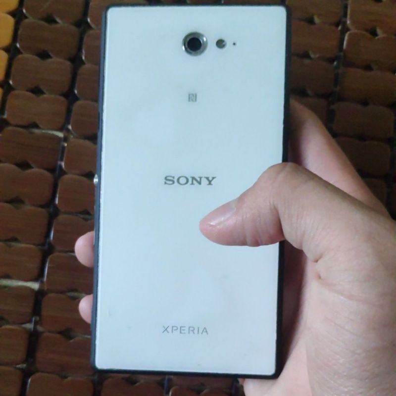 xác điện thoai Sony m2