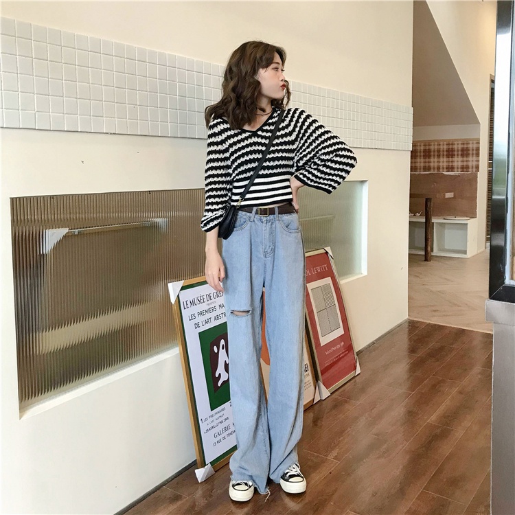 【ZHELIHANGFEI】Áo Sweater Dệt Kim Tay Dài Cổ Chữ v Ngắn Kẻ Sọc Có Hương Thơm Phong Cách Mới Cho Nữ