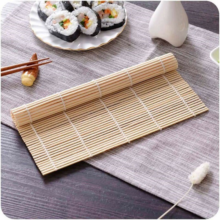 Mành tre cuộn cơm rong biển kimbap sushi hàn quốc