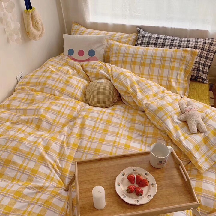 Bộ chăn ga gối , drap giường chất cotton poly họa tiết kẻ bi vàng