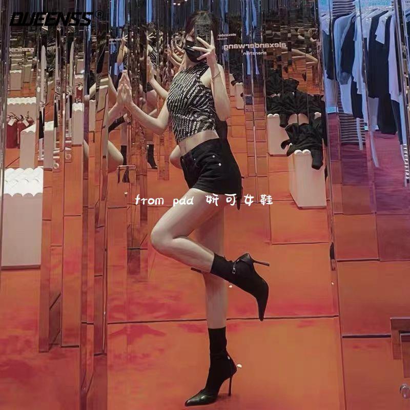 Giày Bốt Cao Gót Mũi Nhọn Màu Đen Phối Khóa Cài Thời Trang Mùa Thu 2022 Cá Tính Cho Nữ
