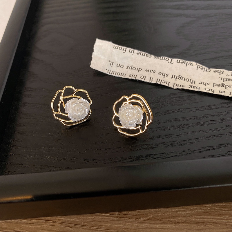 Bông Tai Hình Cánh Hoa Thiết Kế Đơn Giản Phong Cách Retro Hàn Quốc Thời Trang Cho Nữ