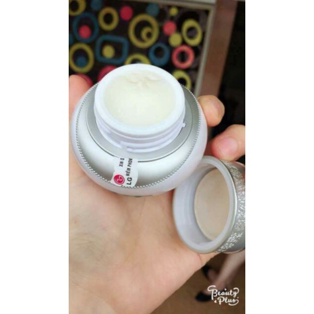 Vỉ dùng thử Cao nám Whoo Radiant White Ultimate Corector/ Ohui công ty chính hãng