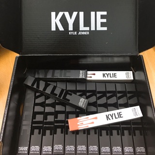 Son lẻ Kylie
