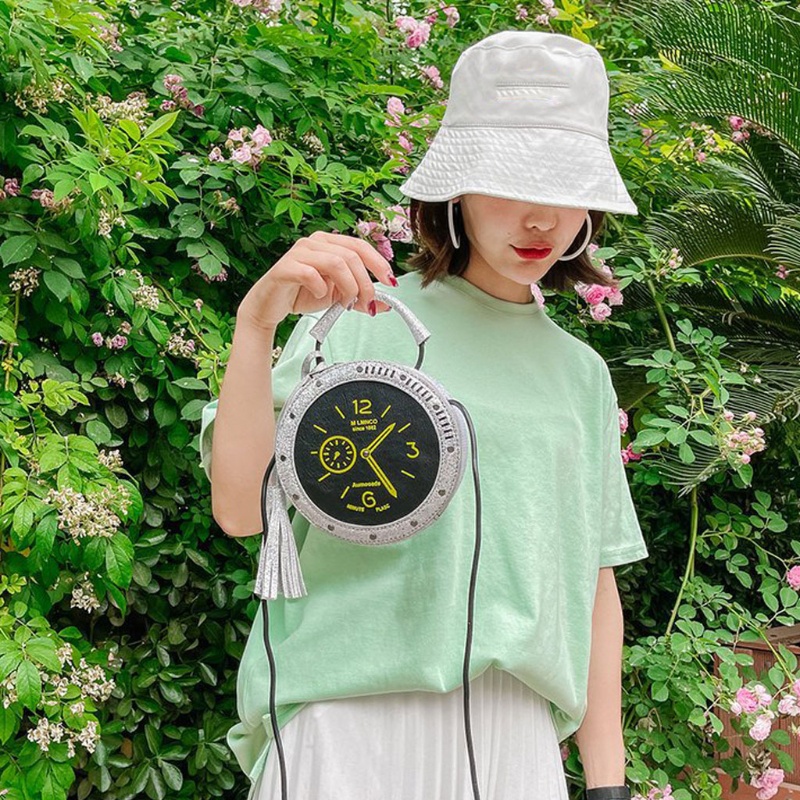 Túi Đeo Chéo Da PU Hình Đồng Hồ Tròn Phối Tua Rua Thời Trang Cho Nữ