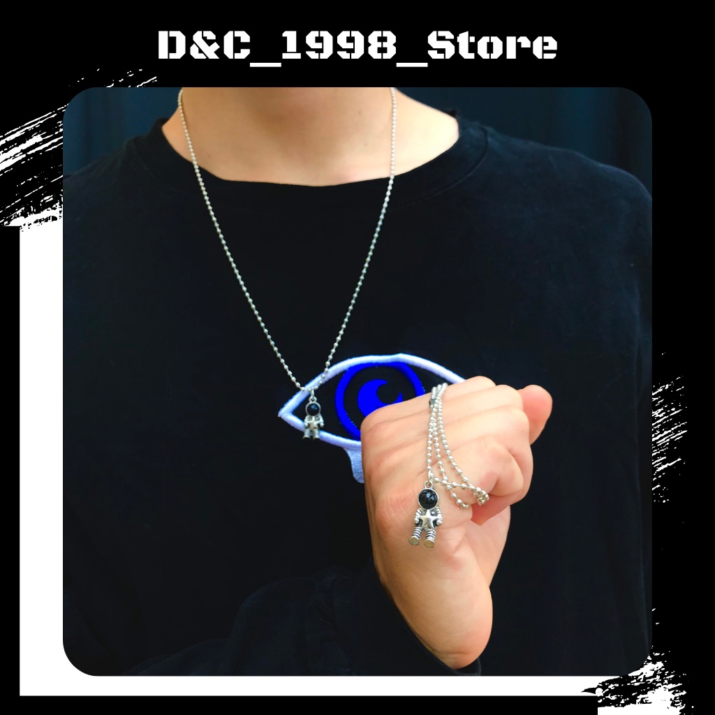 Dây Chuyền Nam Nữ, Vòng Cổ Phi Hành Gia Ôm Ngôi Sao Bằng Hợp Kim Titan Không Gỉ - Phong Cách Unisex - D&C_1998_Store