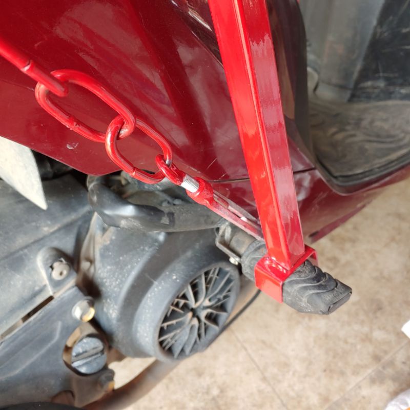 Giá xe đa năng tháo nắp đổ xăng - Kích thước lớn 60 x 75