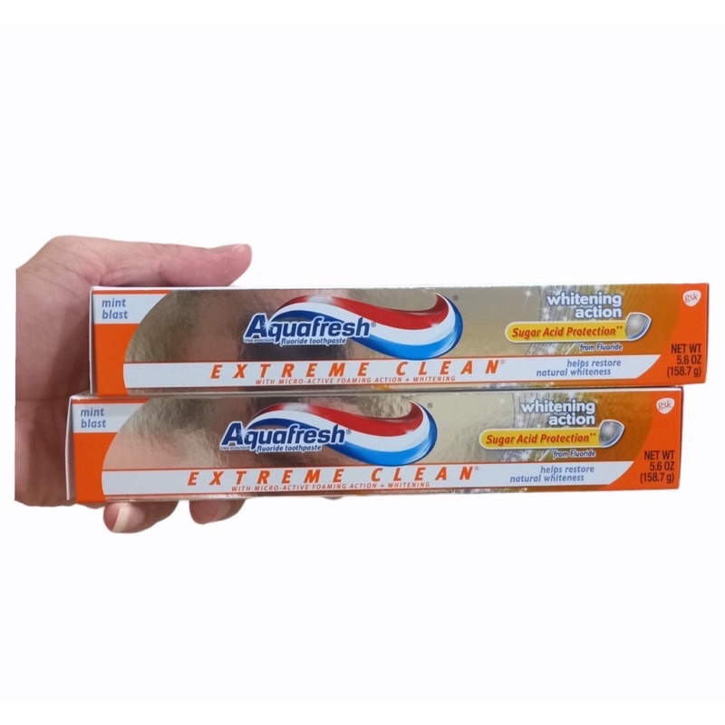 Kem đánh răng Aquafresh Extreme Clean Whitening Action - Mỹ - 158.7g