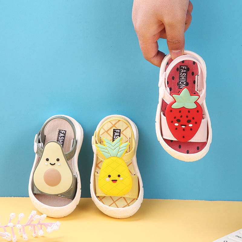 Giày đế bằng chống thấm nước họa tiết trái cây dễ thương dành cho trẻ em