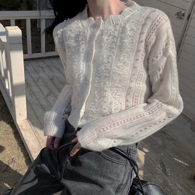 Áo Khoác Cardigan Dệt Kim Tay Dài Đính Nút Thêu Hoa Dễ Thương Cho Nữ