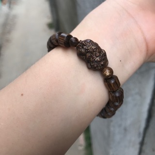 Vòng tay tỳ hưu sánh chìm