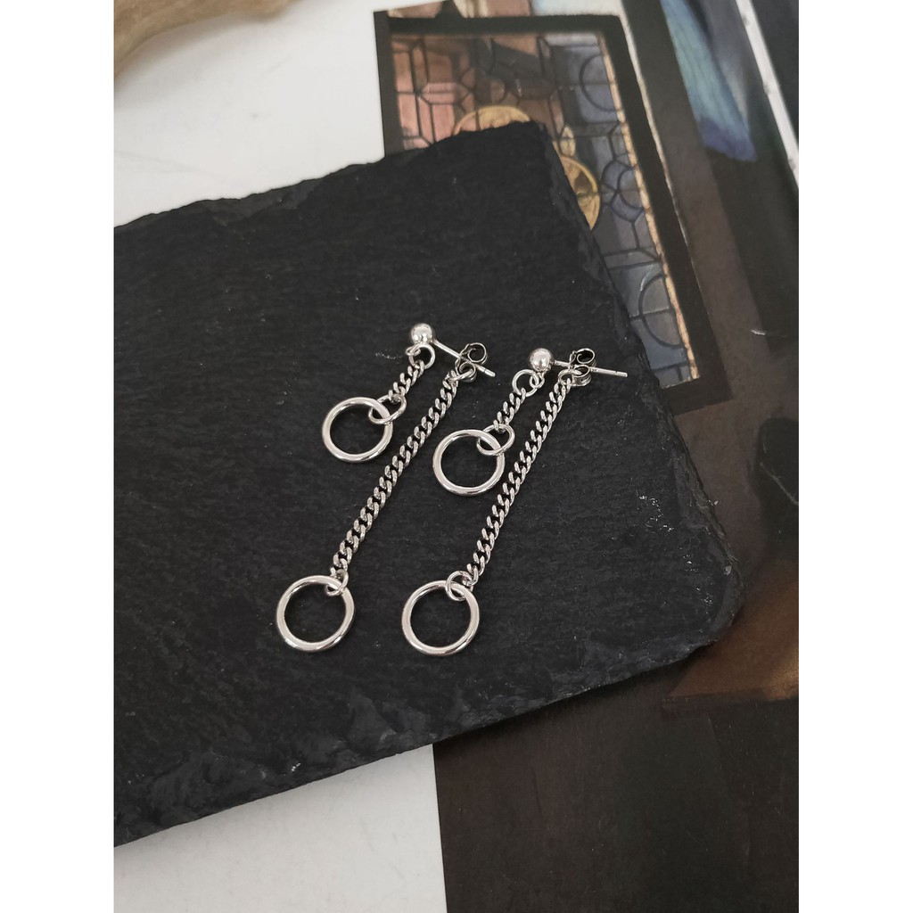 Khuyên tai nam nữ cực chất thể hiện phong cách thế giới KPOP