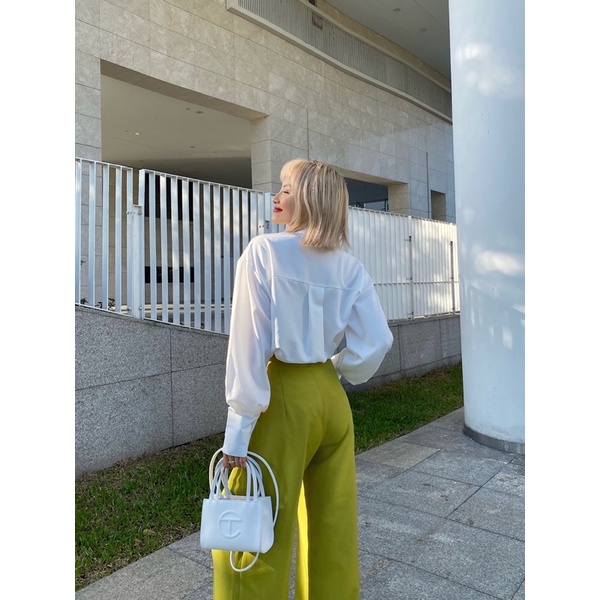 SAP-Áo sơ mi trắng/đen đơn giản