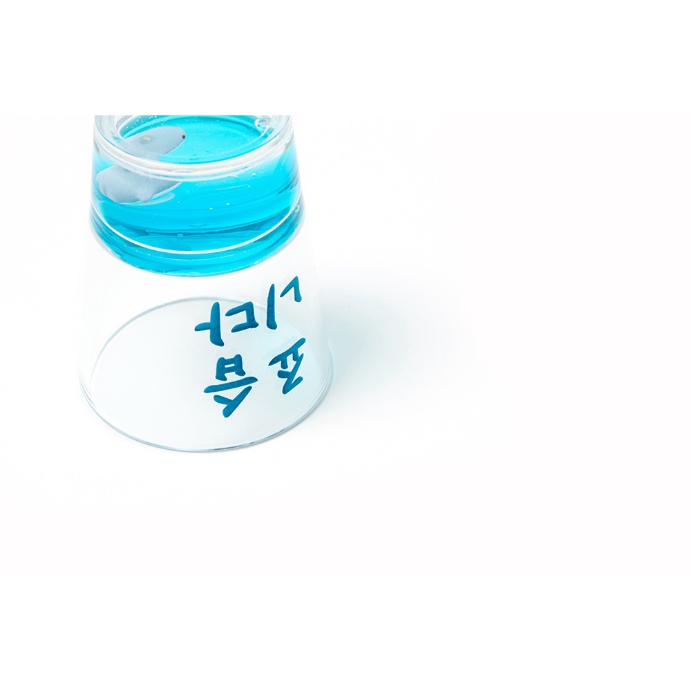 Ly Uống Rượu Soju ARTBOX Hàn Quốc Thủy Tinh Họa Tiết Cá Mập Bơi Dưới Đáy Cốc