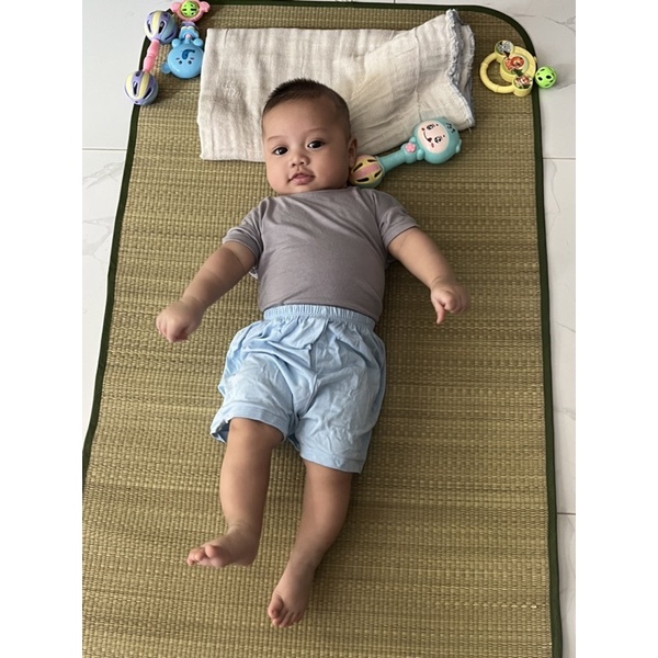 Nôi và chiếu cói , nệm bọc bôi cho Bé iu