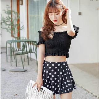 Bikini nhún bèo khoét vai tay lỡ chấm bi freesize từ 40-60kg