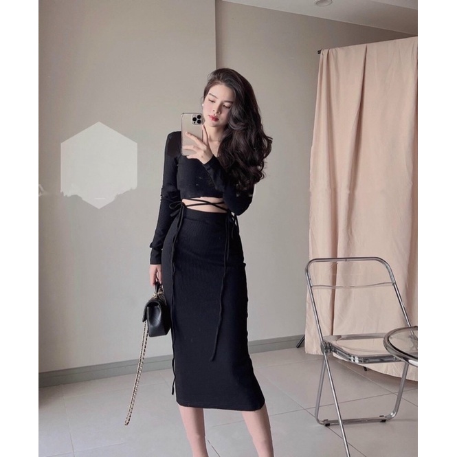 SET Áo croptop tay dài dây cột eo kèm Chân Váy midi ôm body xẻ sau màu đen/nude NÀNG CLOSET