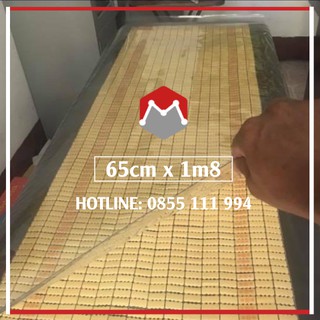 Tấm nhựa trải giường spa trong suốt kích thước 65cm x 1m8 dày 0,5mm