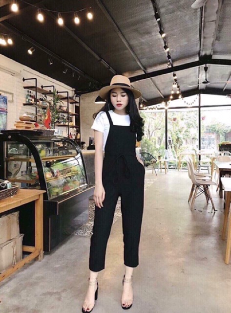 Quần yếm đen dáng dài