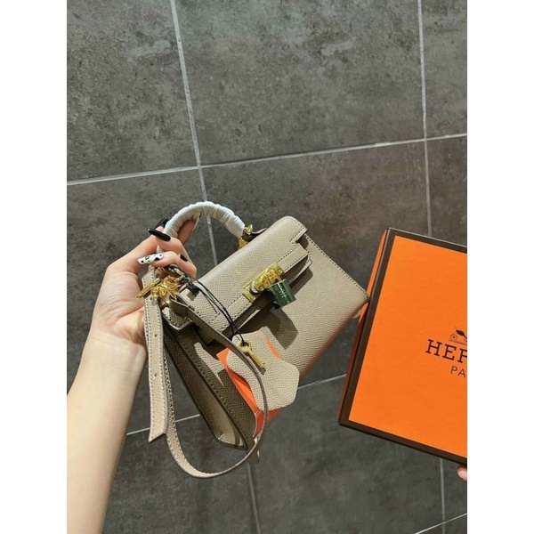 Túi xách nữ hờ mờ dáng thấp size 19,5cm full box hot 2022
