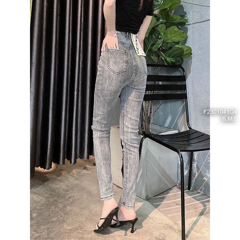 Quần jeans trơn xám nhạt