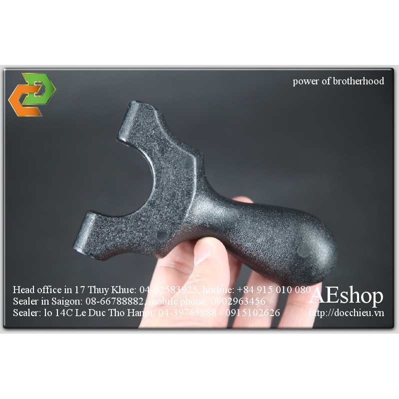 Ná cao su nhựa ABS đen giá kèm dây