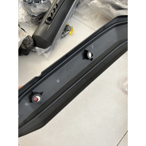 Ốp Pô _Che Pô Airblade 2011-2013 Gắn được cái đời xe ab