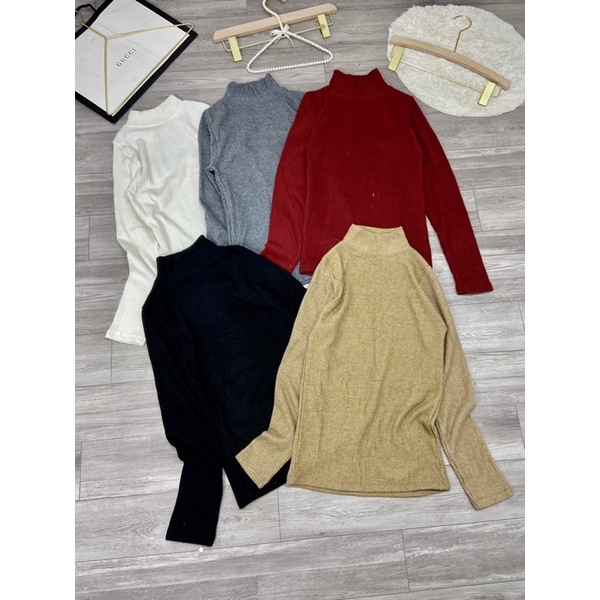 Áo len tăm nhung giữ nhiệt cổ cao 5cm màu trắng 5 phân