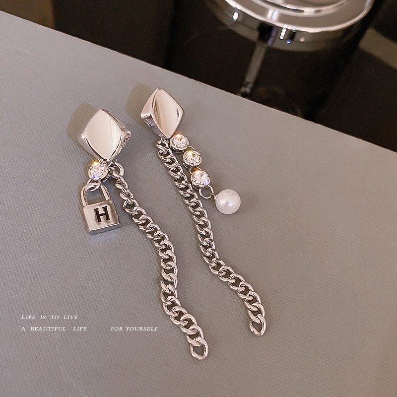 Bông Tai Tua Rua Đính Ngọc Trai Phong Cách Harajuku Thời Trang