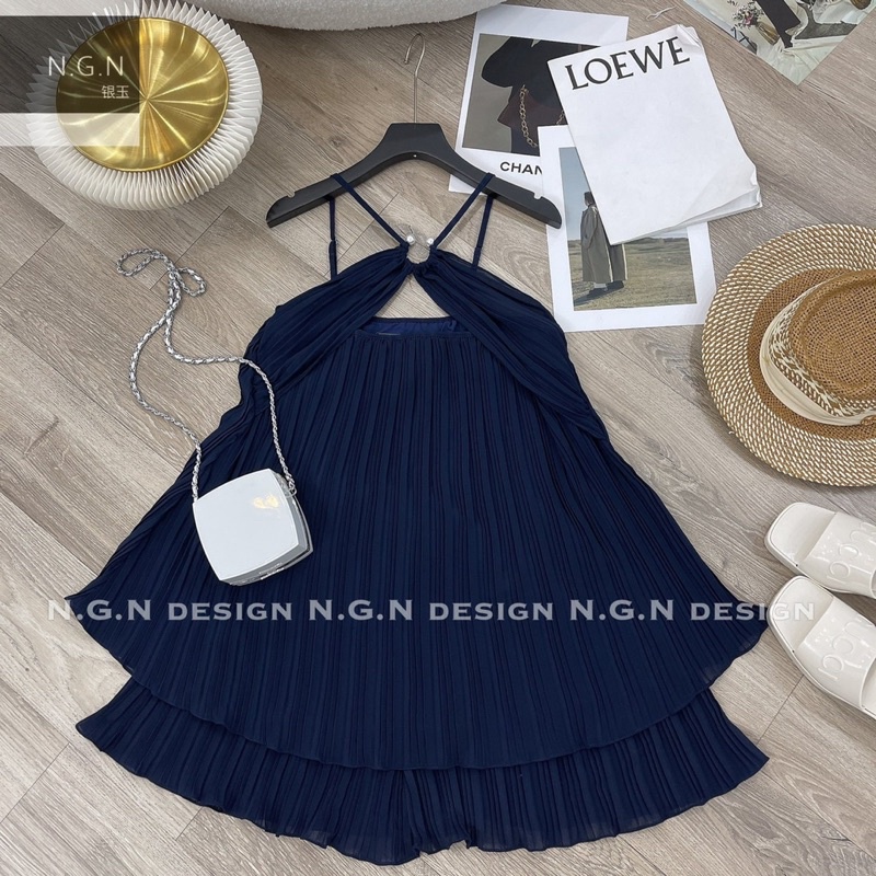 Sét dập li kèm chân váy xoè