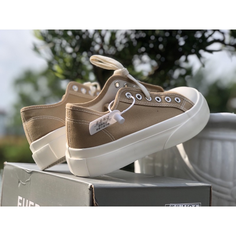 GIÀY BÁNH MÌ TRẮNG XÁM ĐẾ 5CM