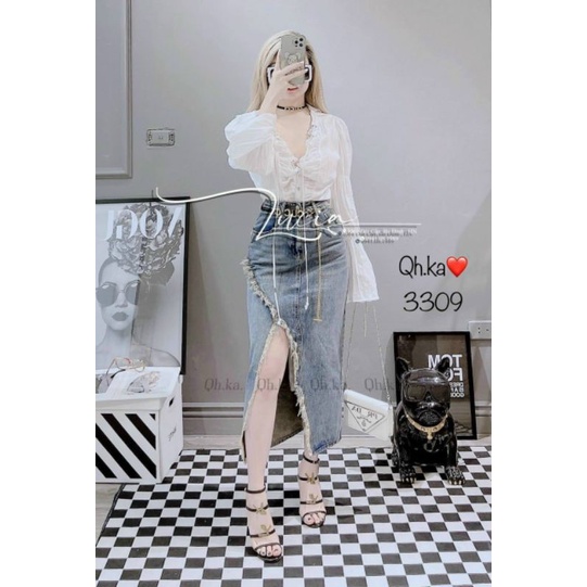 Chân váy jeans xẻ đai xích chữ hàng QCL1