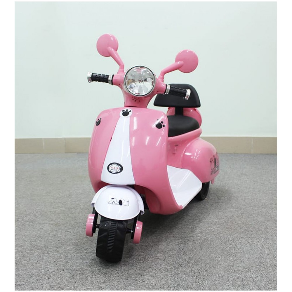 Xe máy điện trẻ em Vespa cổ 3279 có nhạc đèn