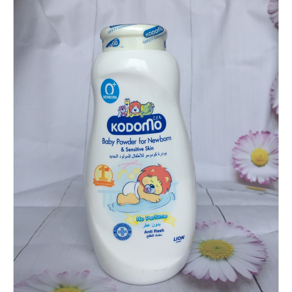Phấn rôm trẻ em Kodomo Newborn Sensitive Skin