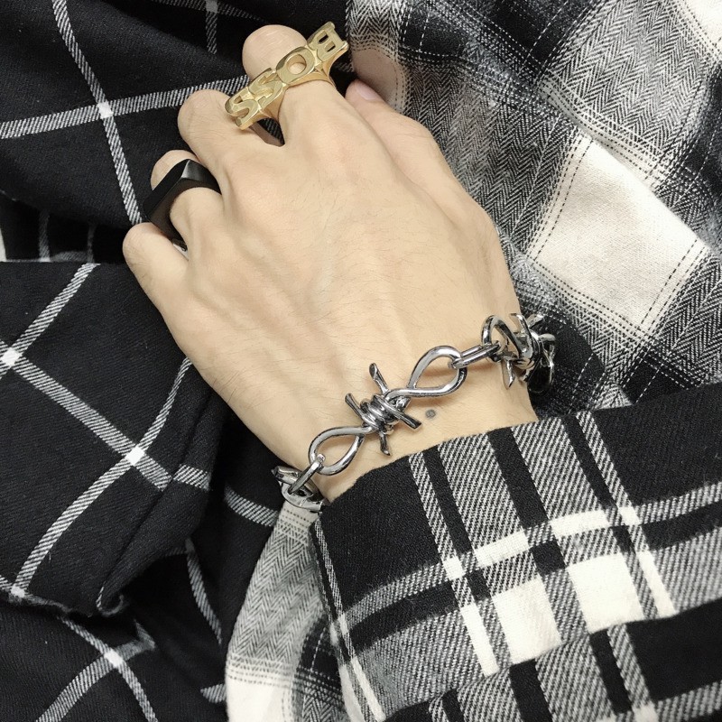 Vòng tay kẽm gai không phai màu phong cách harajuku cho nam và nữ 235053