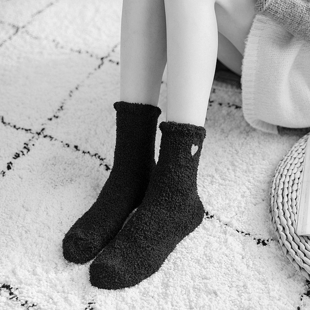 Tất Lửng Thoáng Khí Thêu Hình Trái Tim Đơn Giản Cho Nữ