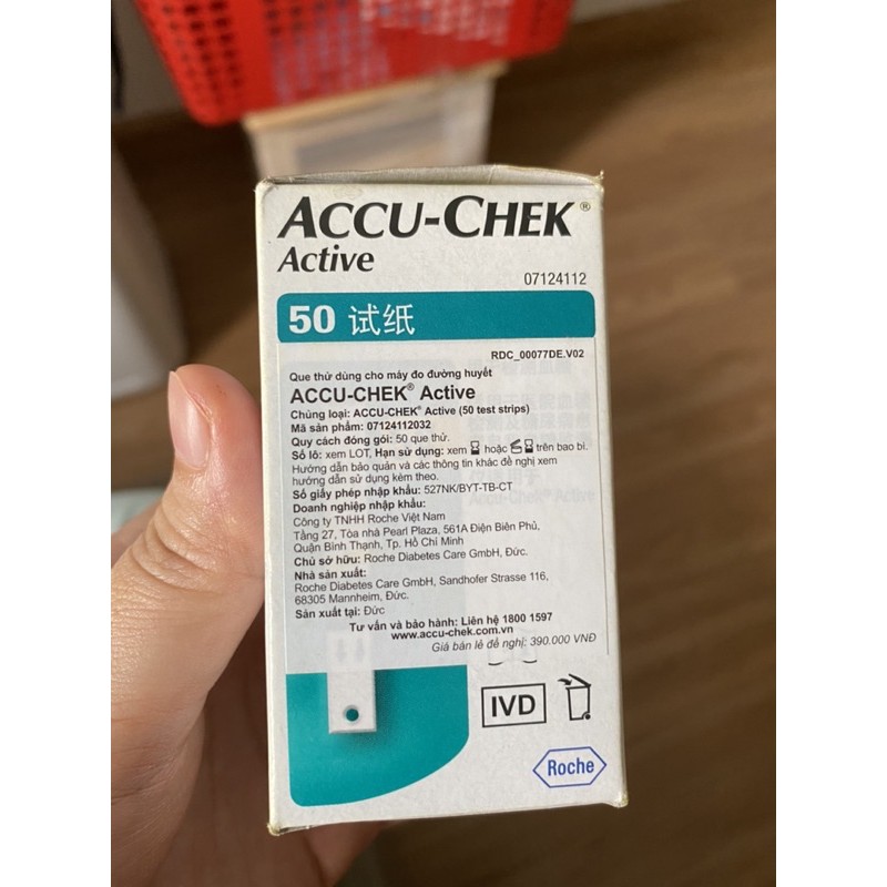 Que thử đường huyết Accu-Chek chính hãng 50 cây