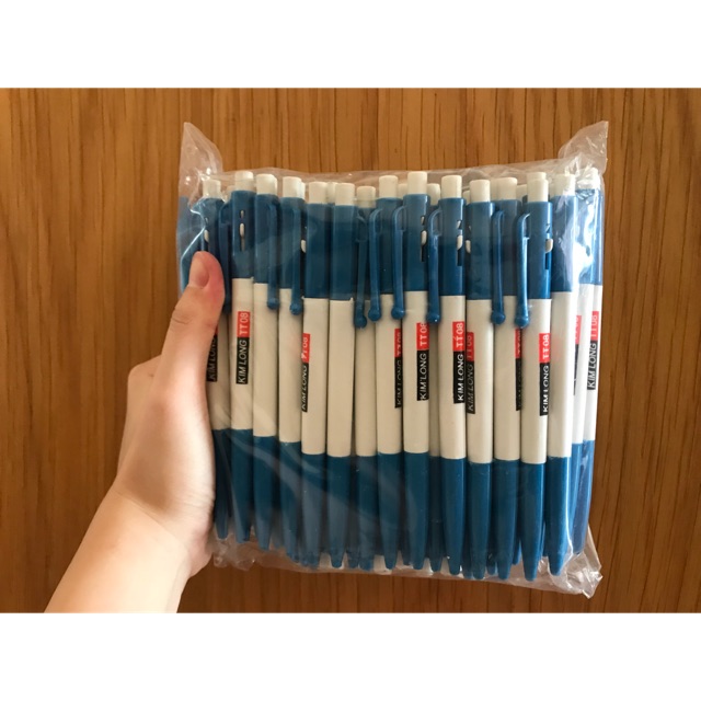 100 cây bút bi hiệu Kim Long