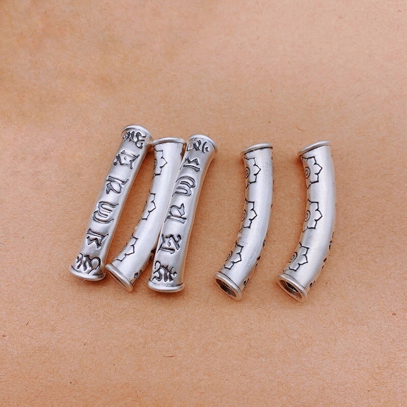 Charm bạc trụ lục chú - MH705