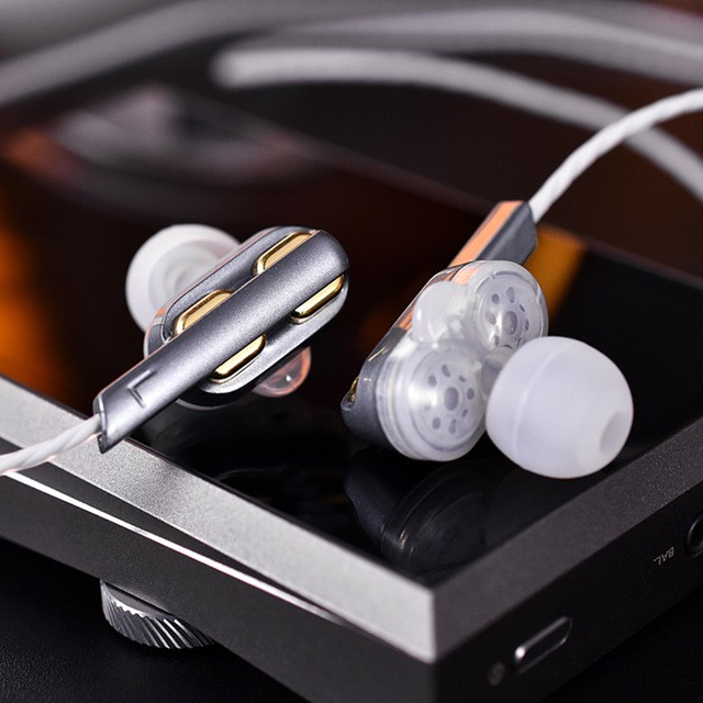 QKZ In Ear Earphones Bass Ear HIFI Headset Earphone Metal Stereo Earbuds With Microphone MP4 Xiaomi