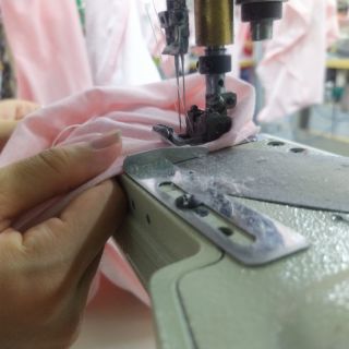 Gá căn chỉnh bản viền máy trần đè