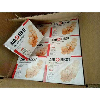 hộp 100 miếng băng dính vết thương