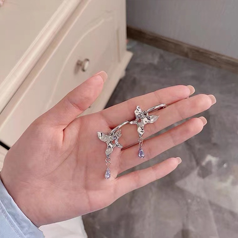 Bông Tai Hình Bướm Đính Đá Zircon Màu Tím Phong Cách Punk Cổ Điển