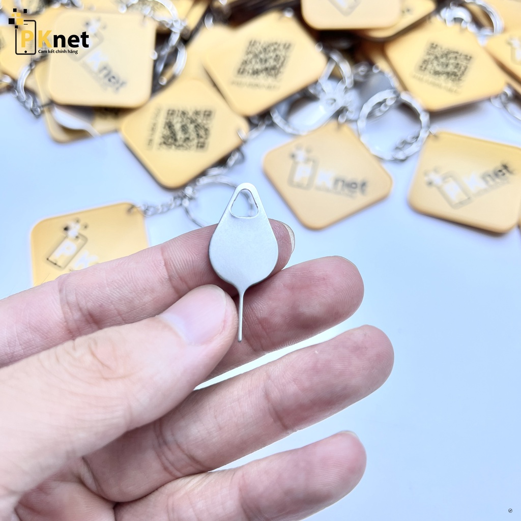 Móc chìa khóa kèm Que chọc sim Phụ Kiện NET - Sản phẩm tri ân khách hàng.